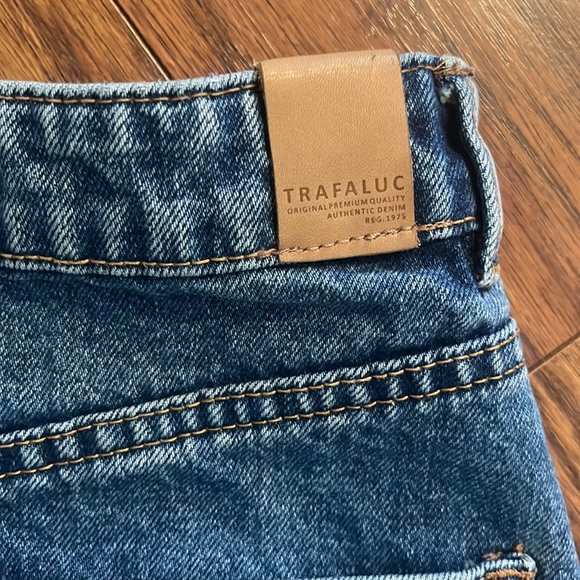 Trafaluc denim jeans mini skirt - Picture 3 of 5